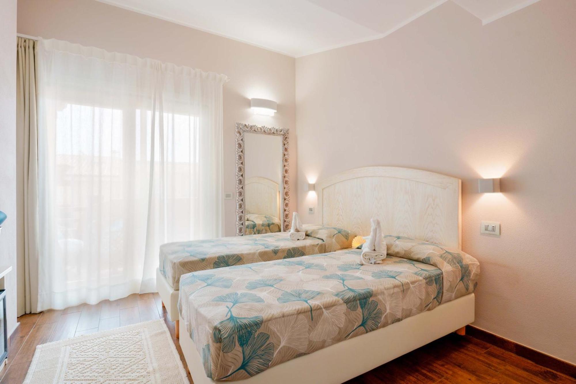 La Rosa Dei Venti Bed and Breakfast Villasimius Eksteriør billede