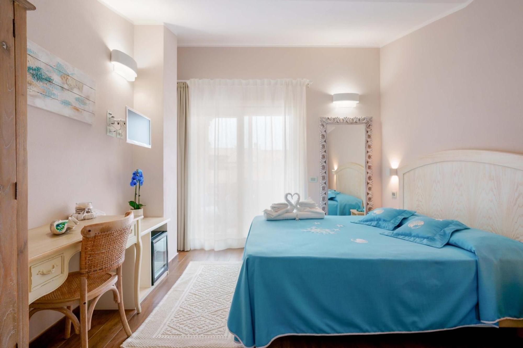 La Rosa Dei Venti Bed and Breakfast Villasimius Eksteriør billede