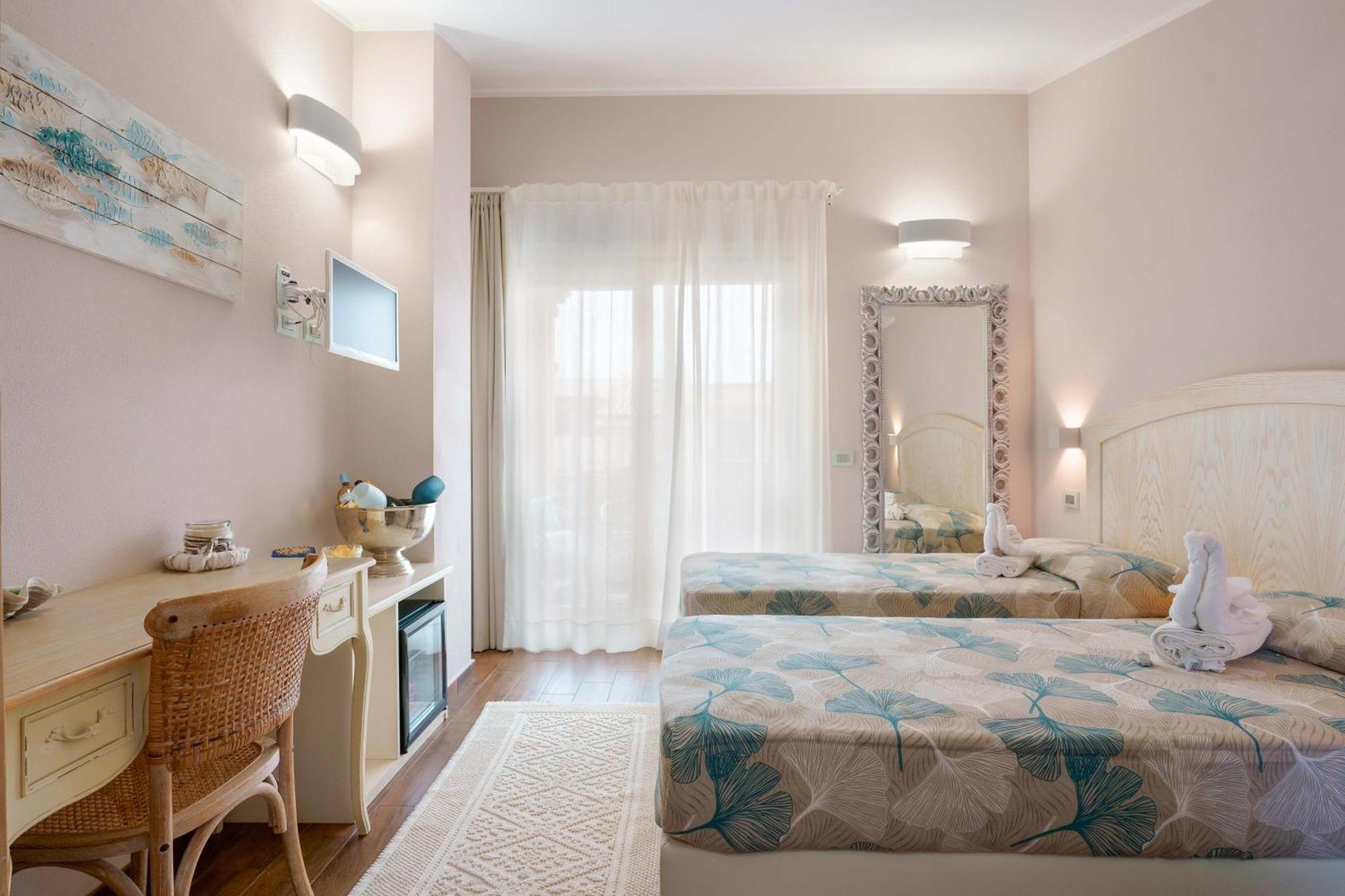 La Rosa Dei Venti Bed and Breakfast Villasimius Eksteriør billede