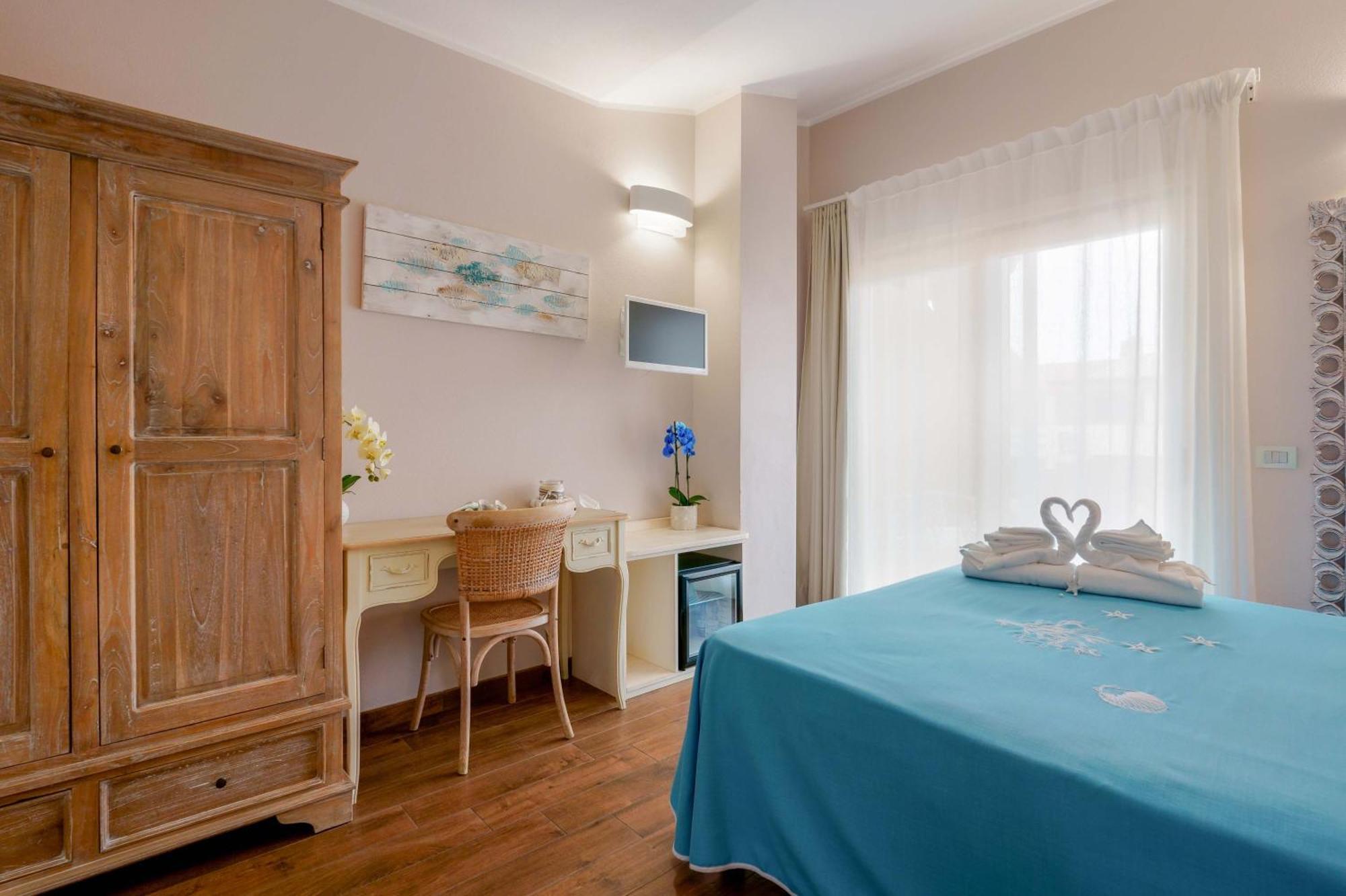 La Rosa Dei Venti Bed and Breakfast Villasimius Eksteriør billede